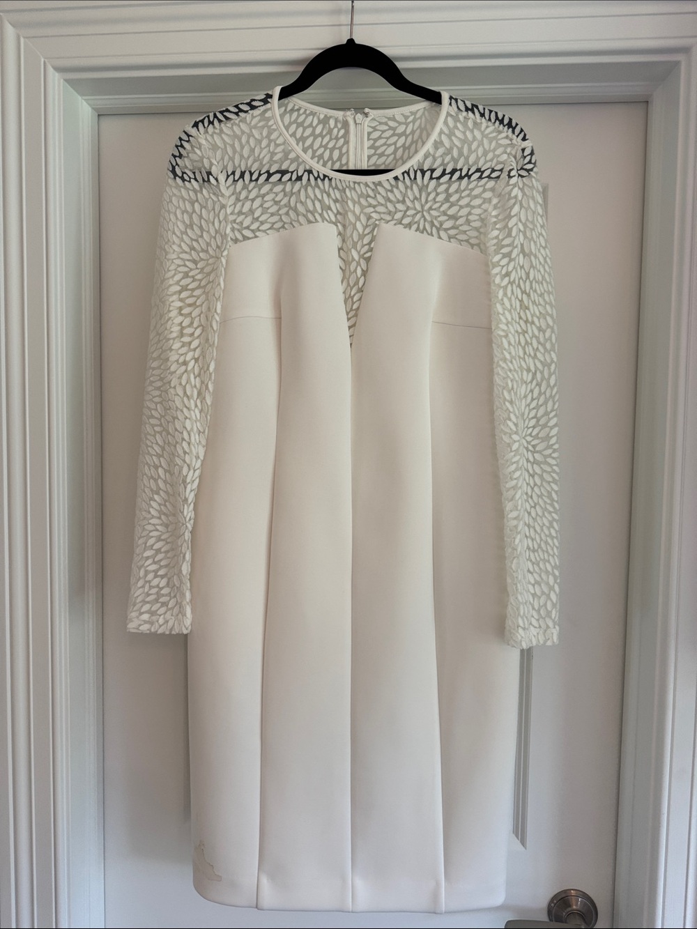 Calvin Klein Ivory Long-Sleeve Lace Yoke Shift Dress